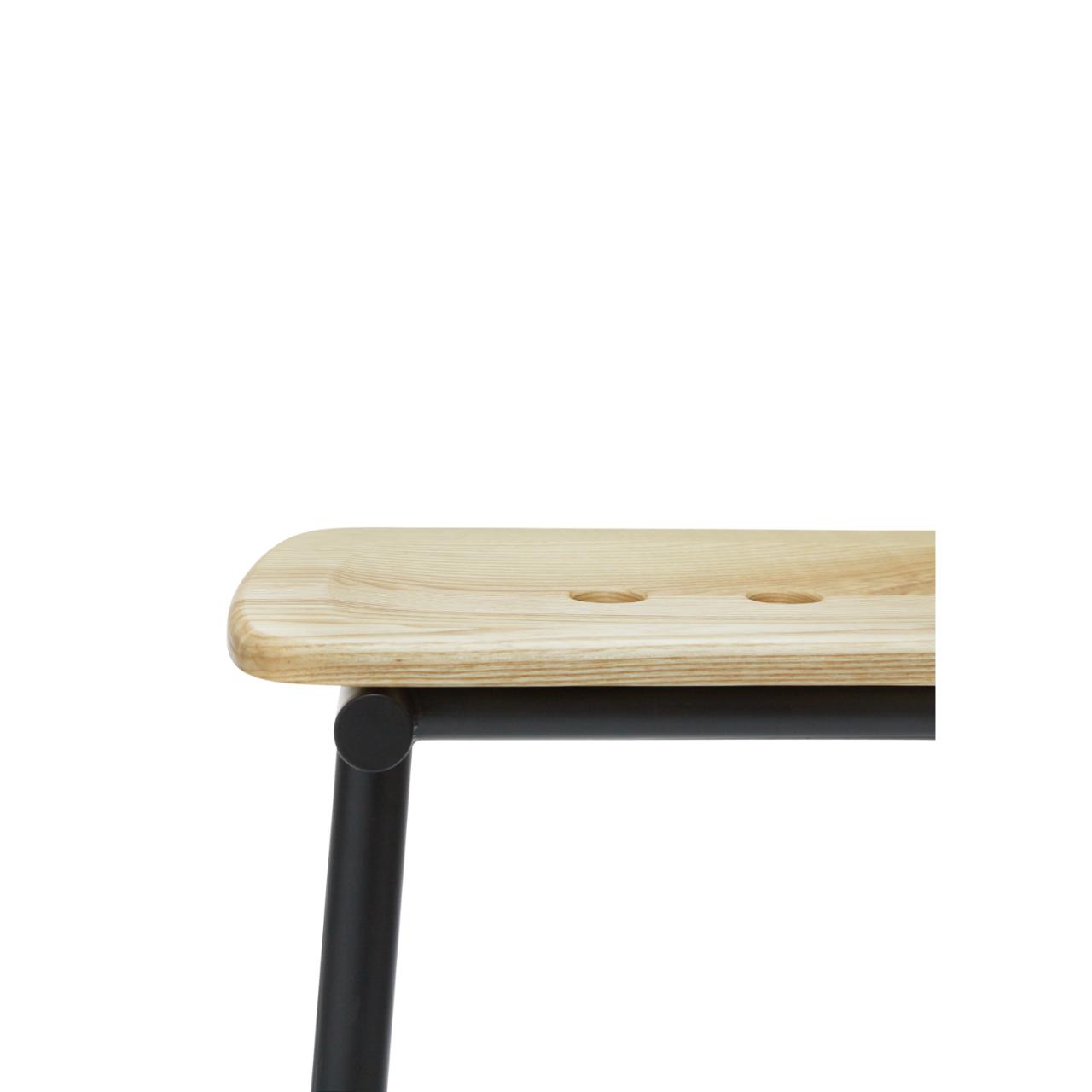 TUBBY TUBE seat (Part II/II) -  Natural lacquered ash seat assembled on black frame