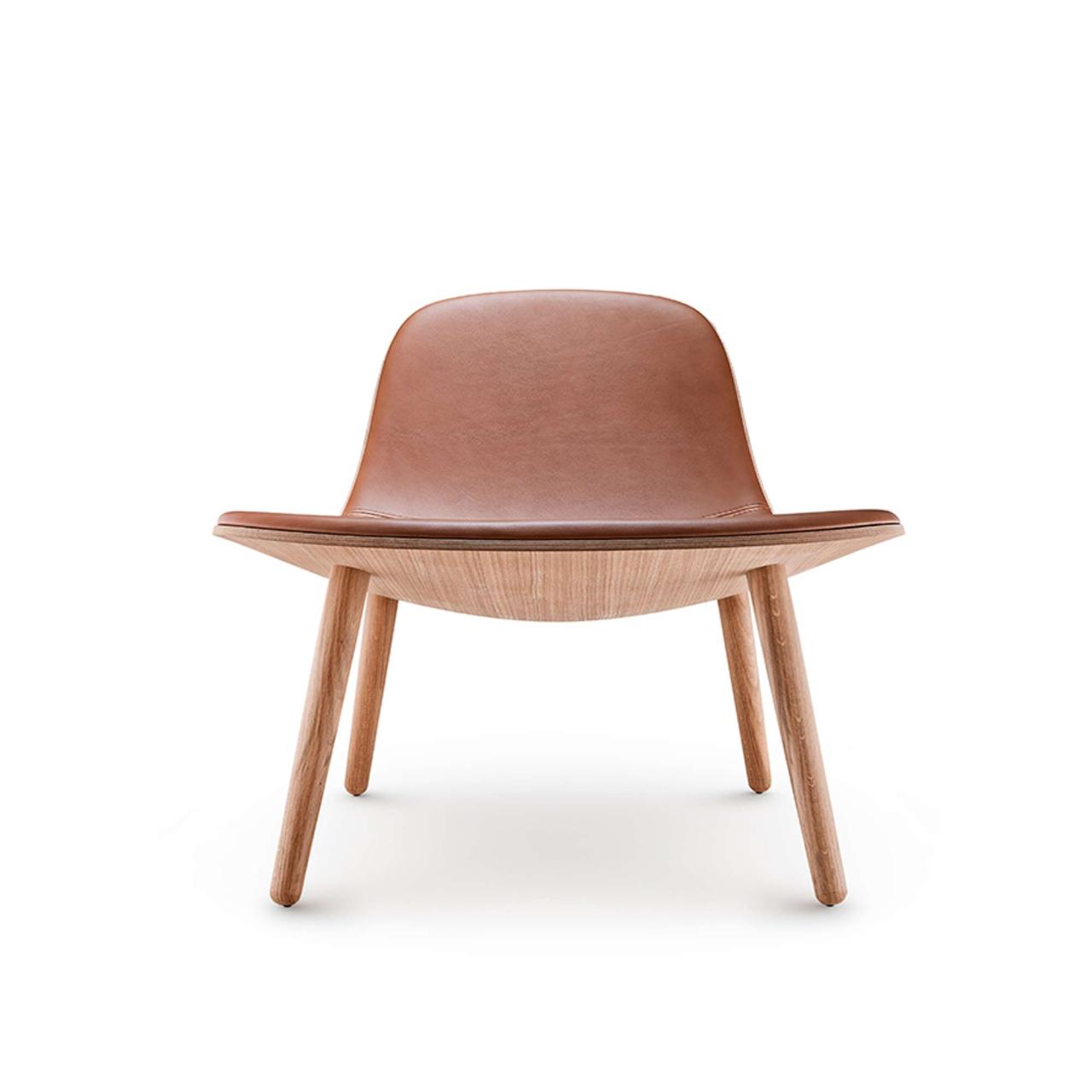 YUUGA lounge chair - Nature oak/Cognac leather