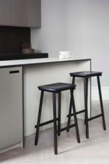 TUBBY TUBE bar stool - Black with Black ash seat