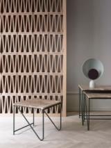 BLOOPER table lamp - Ash Grey with Fig Purple disc