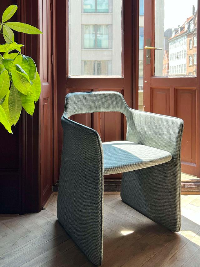 SIROCCO Chair