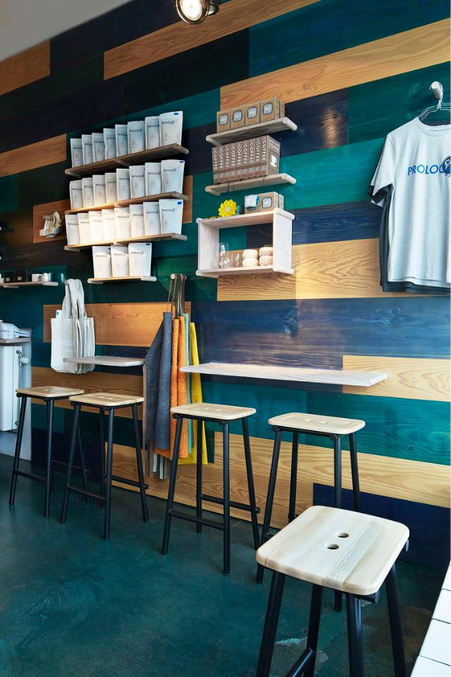 TUBBY TUBE counter stool - Black with natural ash seat