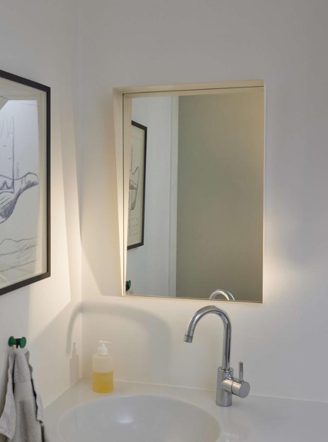 BEAK mirror medium - Cream