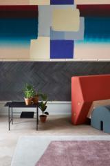 KEYSTONE lounge chair - Fig Purple/Off White/ Navy Blue