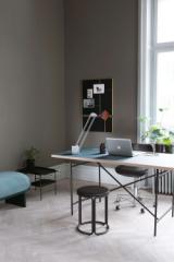 HARDIE stool - Black frame with natural ash seat